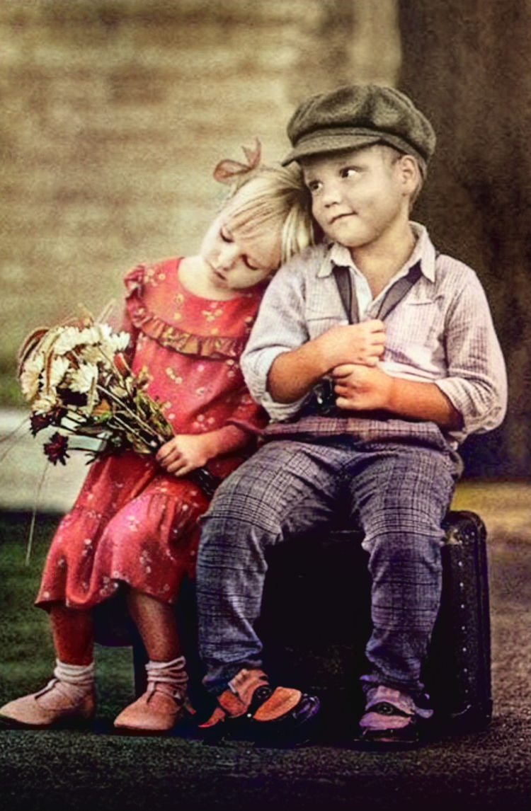 Misma foto colorizada con Studio AI: tonos sepia vintage
